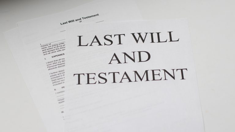 Who has the right to see a will after a death in Scotland?